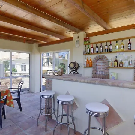 Casa Lee Villa