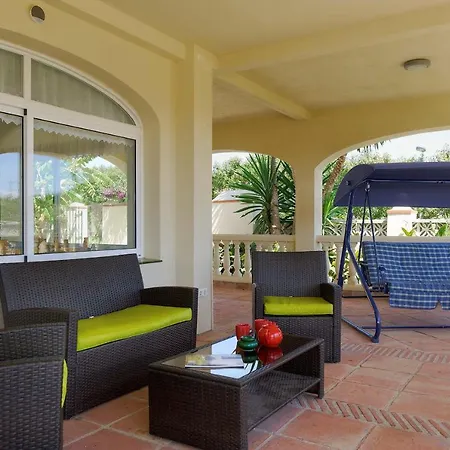 Casa Lee *
